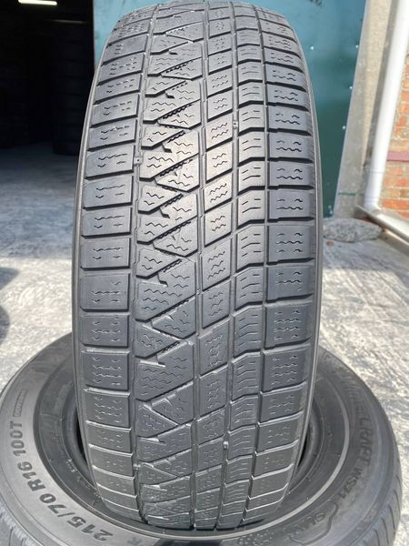 215/70R16 Kumho WinterCraft WS71 0706 фото