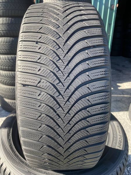 225/45R17 Hankook Winter I`Cept RS2 d0413 фото