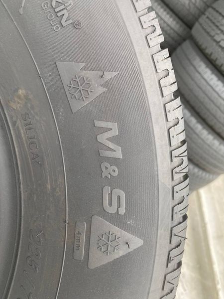 225/70R15C Syron Everest C 01296 фото