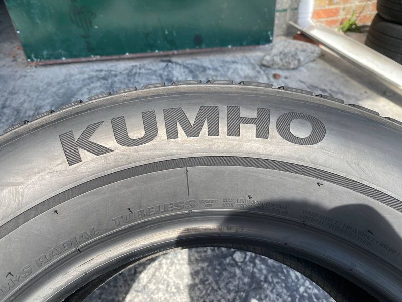 215/70R16 Kumho WinterCraft WS71 0706 фото