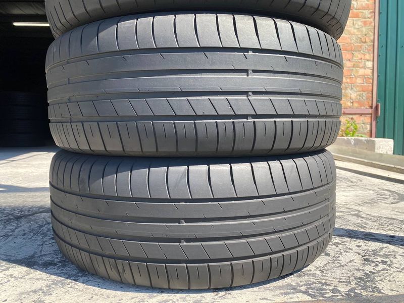 225/55R17 Goodyear Efficient Grip Performance 01061 фото