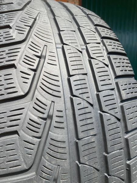 235/50R19 Pirelli Sottozero Winter 210 d0203olx фото