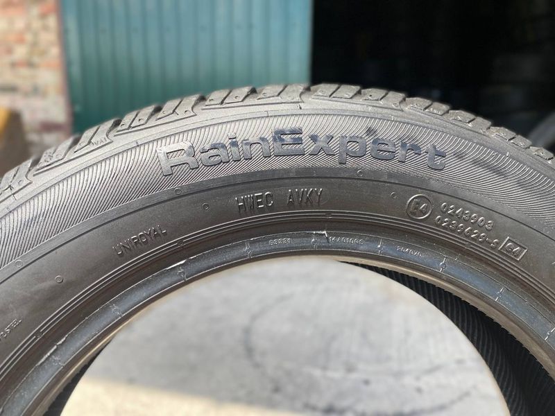 155/65R14 Uniroyal RainExpert 0367 фото