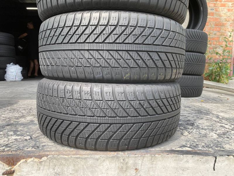 225/50R17 Goodyear Vector 4Seasons 0335 фото