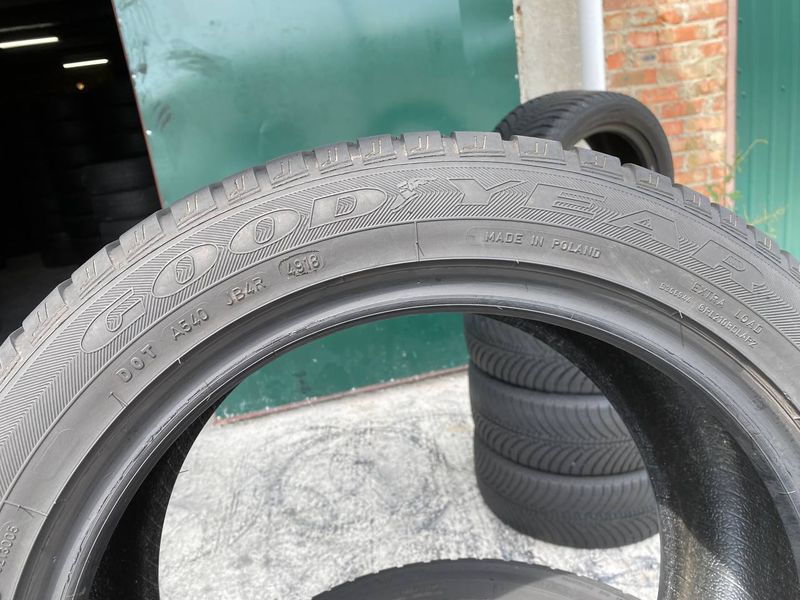 225/50R17 Goodyear Vector 4Seasons 0335 фото