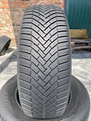 215/65R17 Continental AllSeasonContact 01533 фото