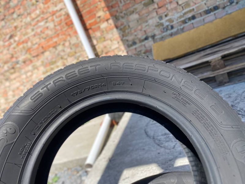 175/70R14 Dunlop Sport Response 2 01020 фото