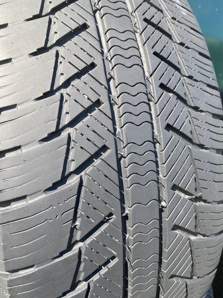 215/65R16C Syron Everest C 0870 фото