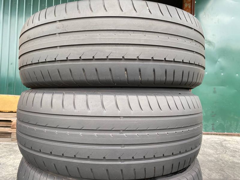 235/60R17 Goodyear EfficientGrip d0349olx фото