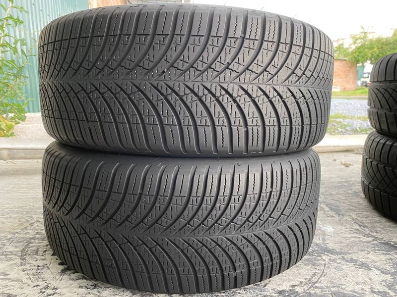 215/45R17 Goodyear Vector 4Seasons Gen-3 01442olx фото