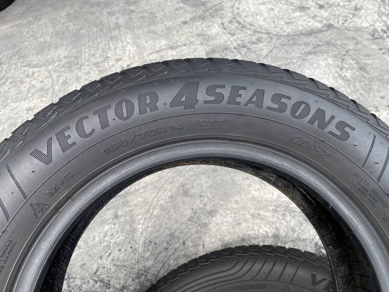 165/70R14 Goodyear Vector 4Seasons 01357 фото