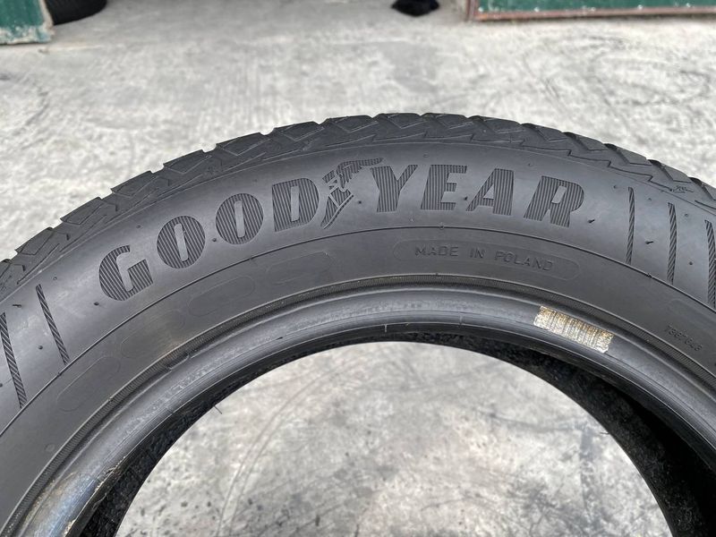 165/70R14 Goodyear Vector 4Seasons 01357 фото