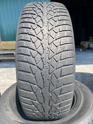 215/65R16 Nokian WR D4 01583 фото