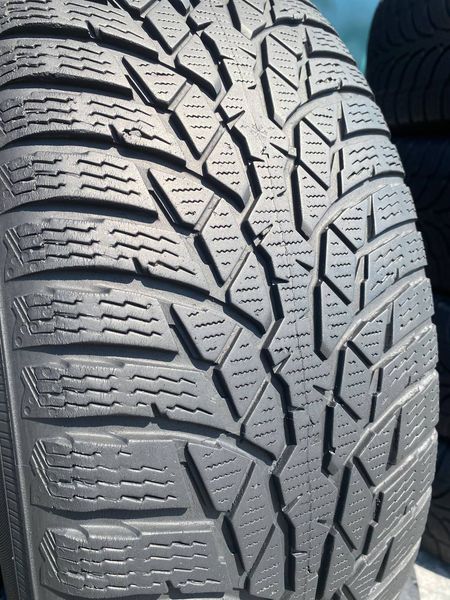 215/65R16 Nokian WR D4 01583 фото