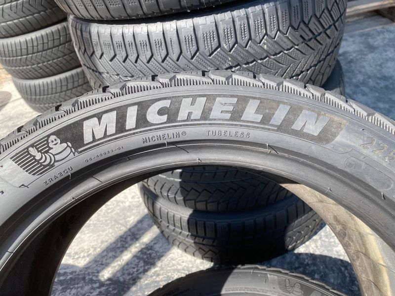 225/45R18 Michelin Pilot Alpin 5 01488olx фото