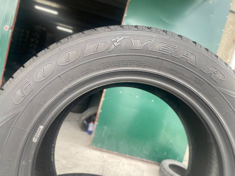 255/60R18 Goodyear WRangler 01178olx фото