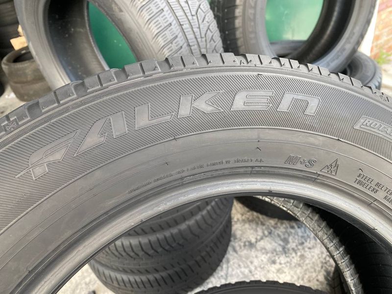 215/65R17 Falken EuroWinter HS01 SUV 01536 фото