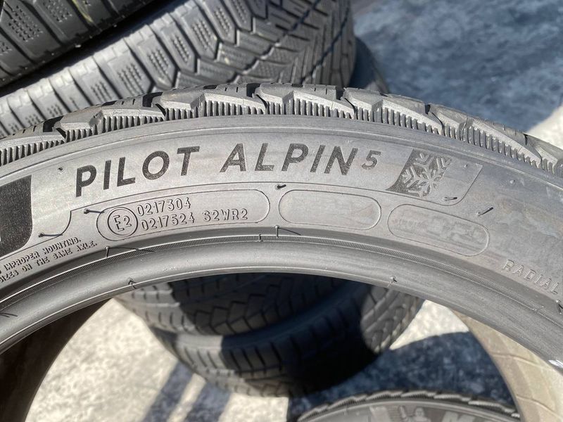 225/45R18 Michelin Pilot Alpin 5 01488olx фото