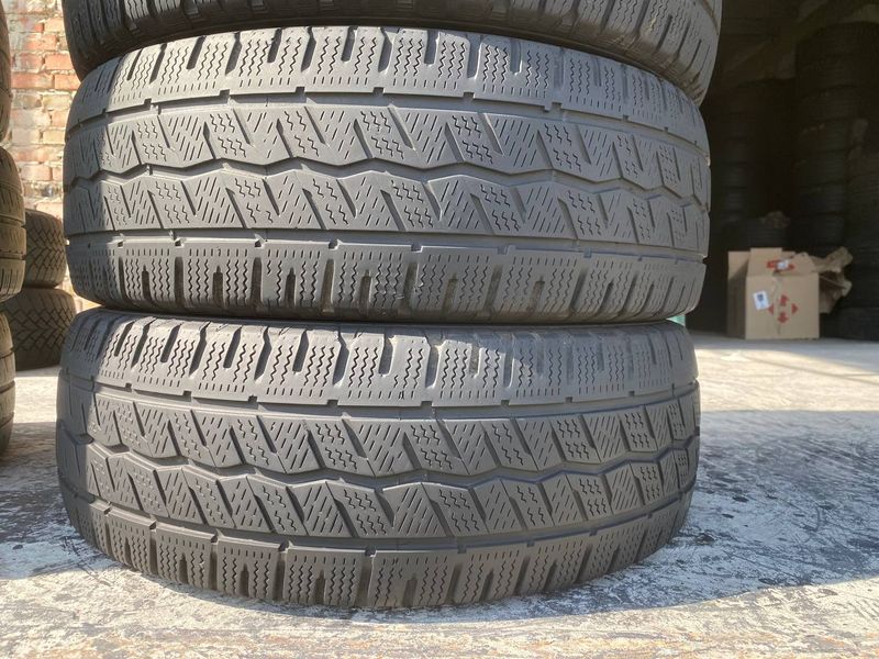 215/65R16C Hankook Winter I`Cept 0873 фото