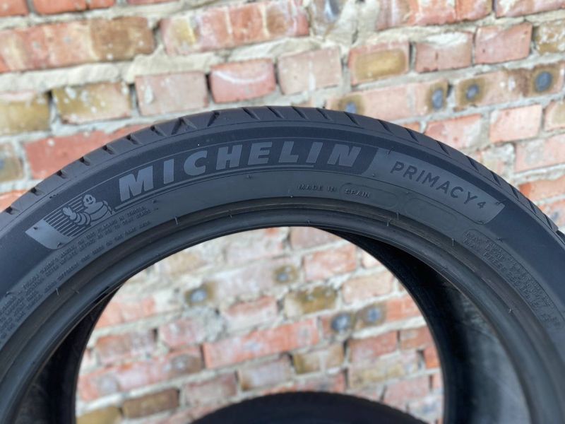 235/45R17 Michelin Primacy 4 Ч01077 фото