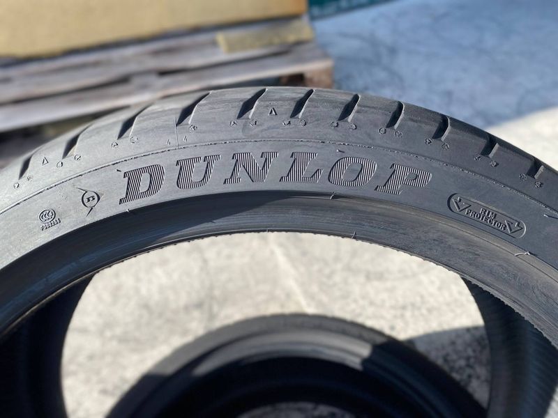 245/35R19 Dunlop Sport Maxx RT 01128olx фото