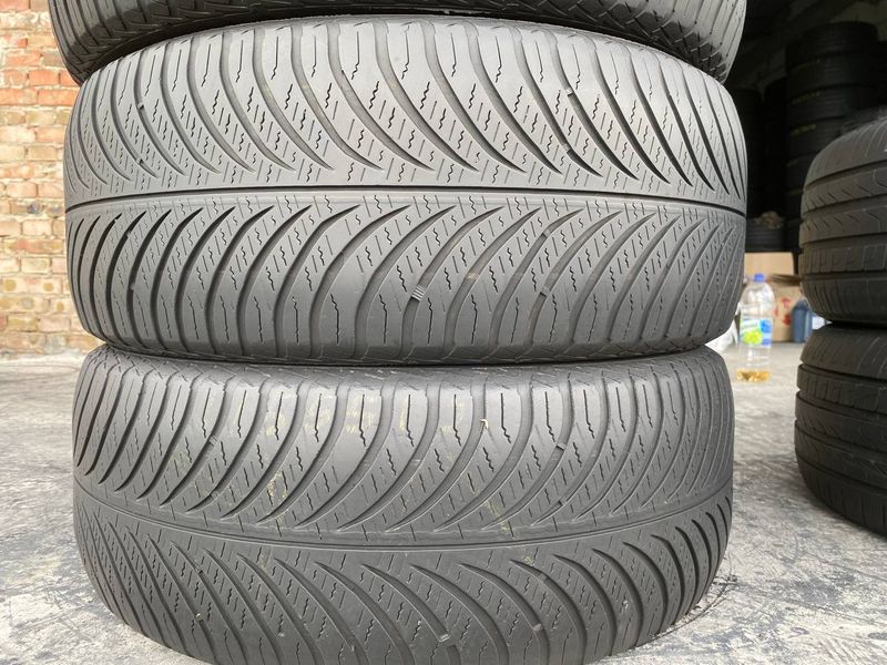 215/55R17 Goodyear Vector 4Seasons Gen-2 01444olx фото