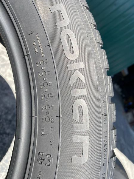 225/55R17 Nokian WR SnowProof 0774 фото