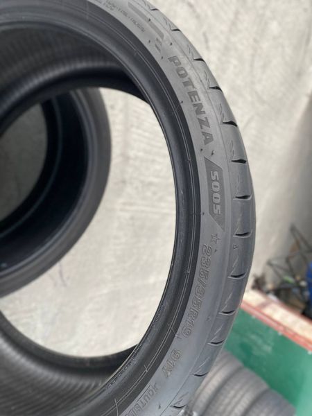 235/40R19 Bridgestone Potenza S005 0927olx фото