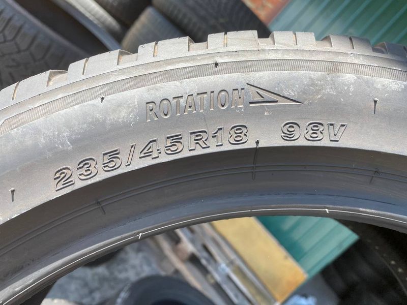 235/45R18 Bridgestone Blizzak LM005 01490olx фото