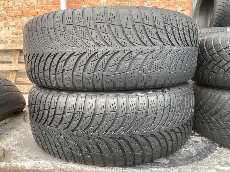 205/60R16 Goodyear UltraGrip 7 01765 фото