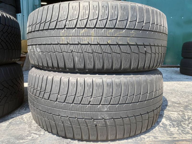 235/45R18 Bridgestone Blizzak LM001 01491olx фото