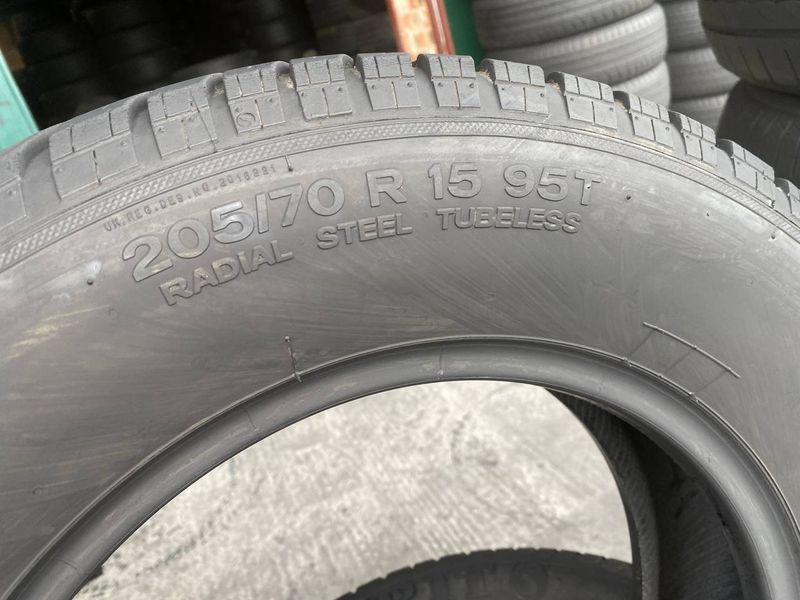 205/70R15 Semperit Top-Life 01314 фото