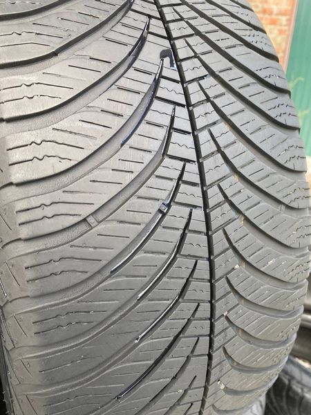 225/50R17 Goodyear Vector 4Seasons gen-2 01448olx фото