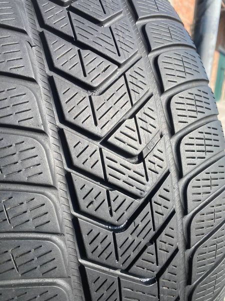 275/55R19 Pirelli Scorpion Winter 01822 фото