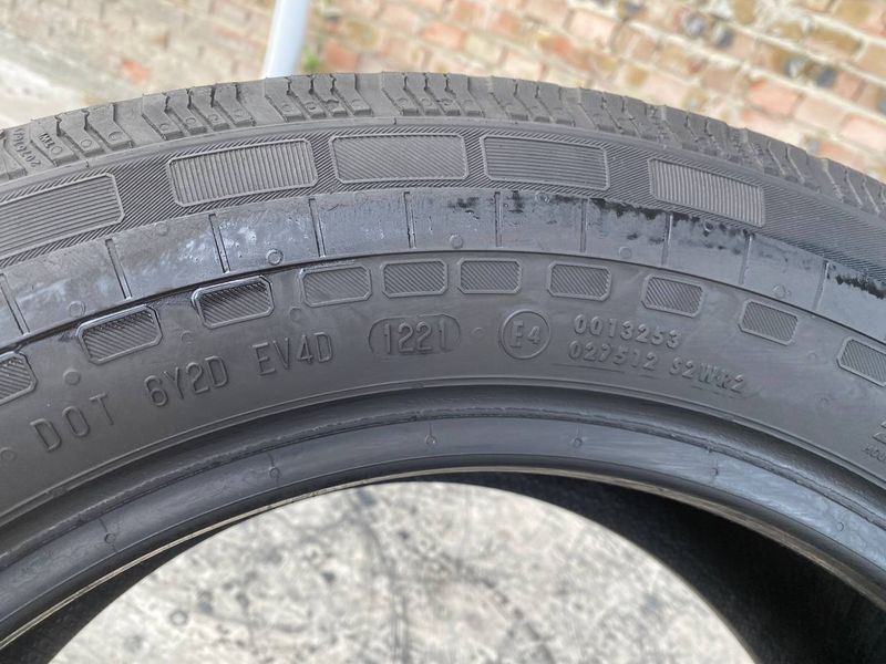 205/65R16C Continental Vanco FourSeason 2 d0063 фото