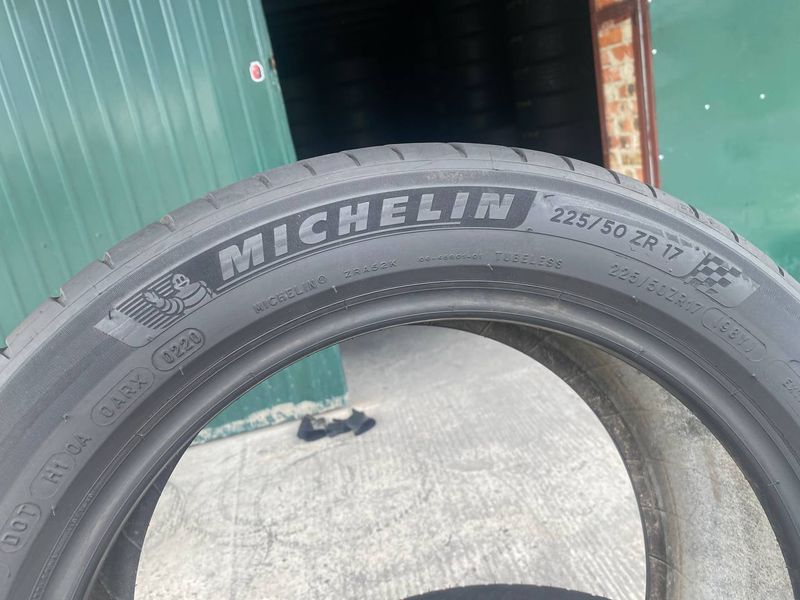 225/50R17 Michelin Pilot Sport 4 01230 фото