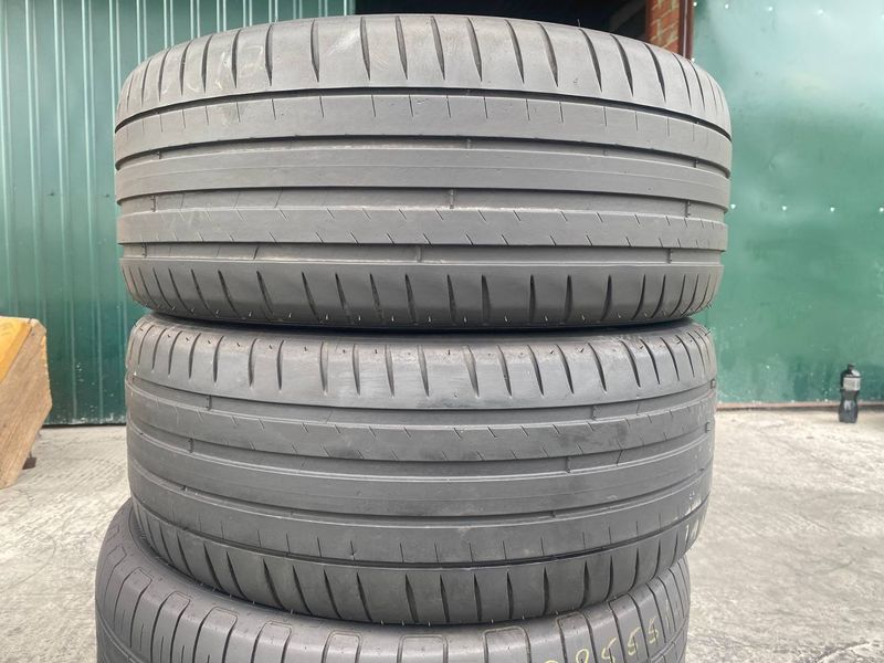 225/50R17 Michelin Pilot Sport 4 01230 фото