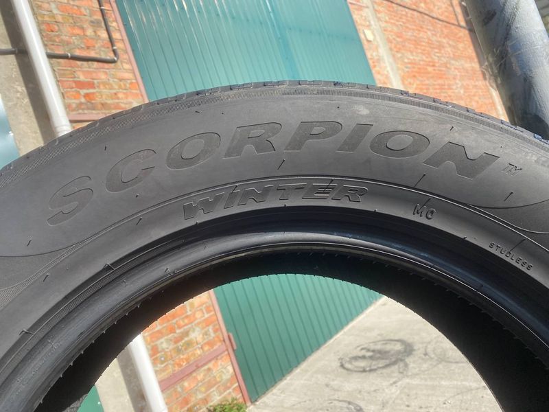 275/55R19 Pirelli Scorpion Winter 01822 фото