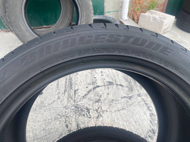 255/40R18 Bridgestone Potenza S001 01185olx фото