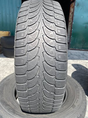 215/70R16 Bridgestone Blizzak LM-80 evo 0189 фото