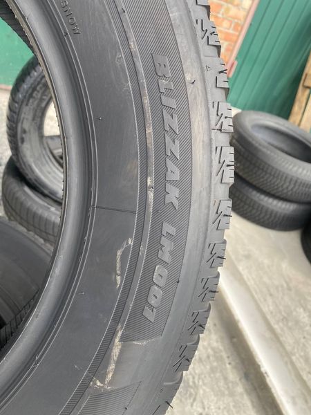 215/65R17 Bridgestone Blizzak LM001 0755 фото