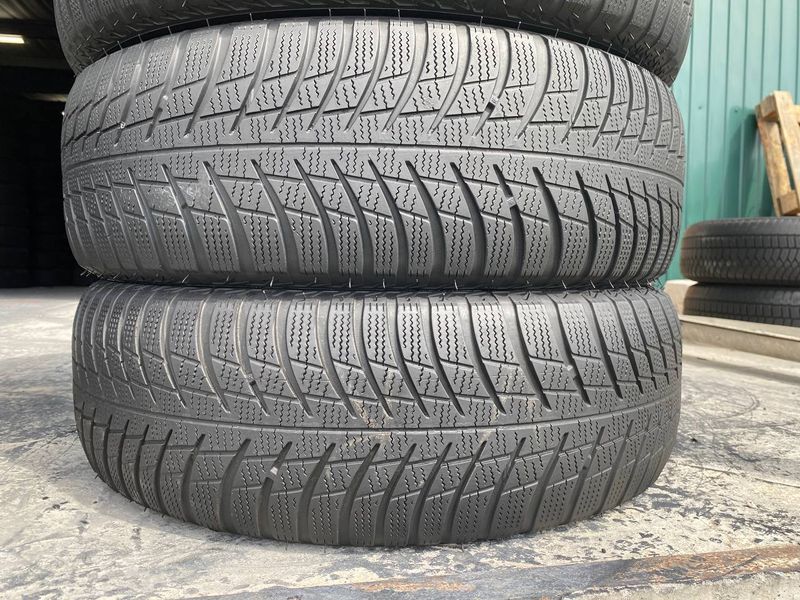 215/65R17 Bridgestone Blizzak LM001 0755 фото