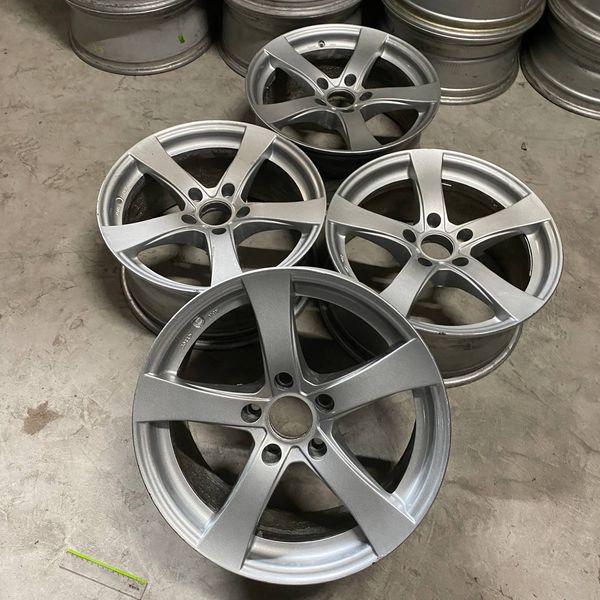 5x120 R17 (8J, ET30) BMW, Land Rover, Range Rover d01248 фото