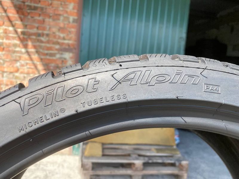 235/35R19 Michelin Pilot Alpin PA4 (Нові) d0209olx фото