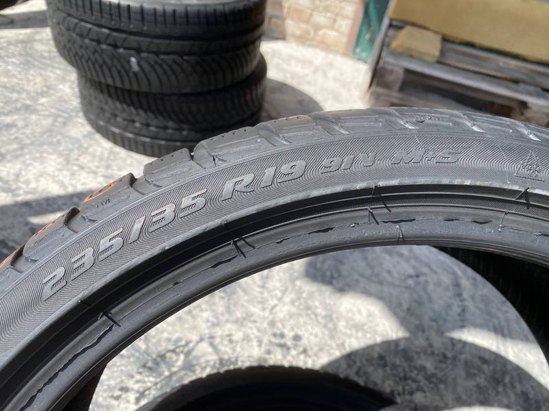 235/35R19 Pirelli Sottozero 3 d0210olx фото