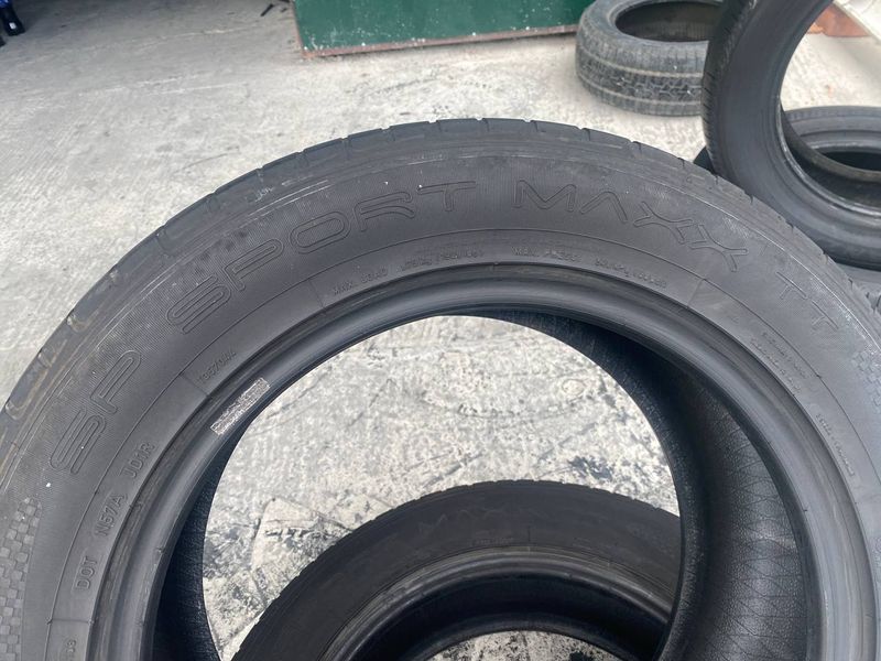 235/55R17 Dunlop SP Sport Maxx TT 01084olx фото