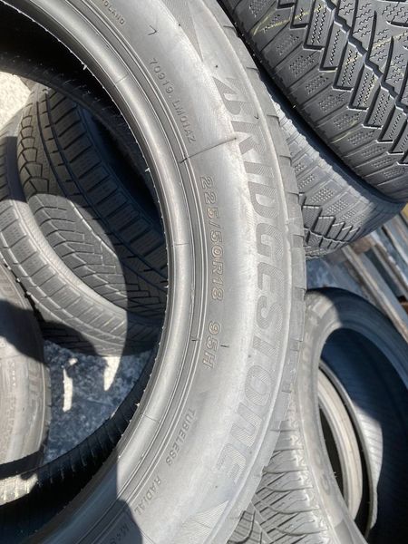 225/50R18 Bridgestone Blizzak LM001 01496olx фото