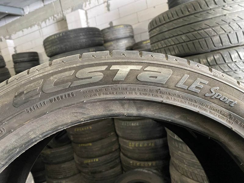 225/45R17 Kumho ECSTA LE Sport 0727 фото