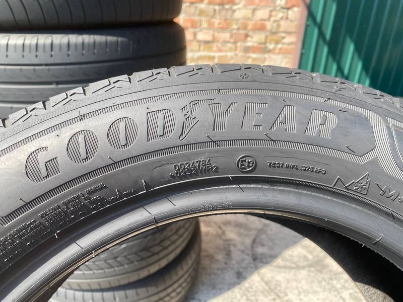 195/60R16C Goodyear Vector 4Seasons Cargo d0066 фото