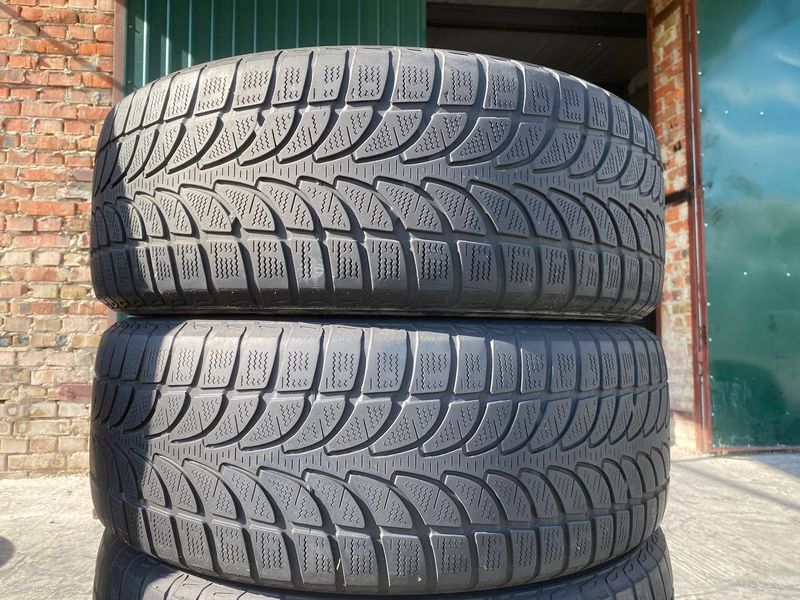 235/60R18 Bridgestone Blizzak LM-80 d0324olx фото